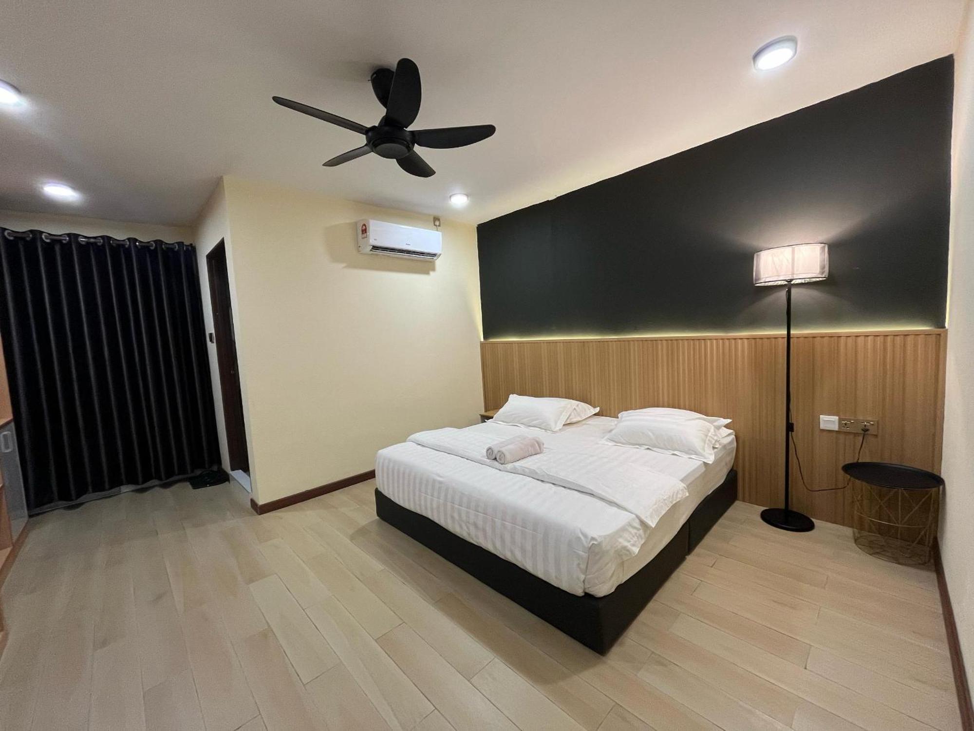 Halo Hotel Semporna Buitenkant foto