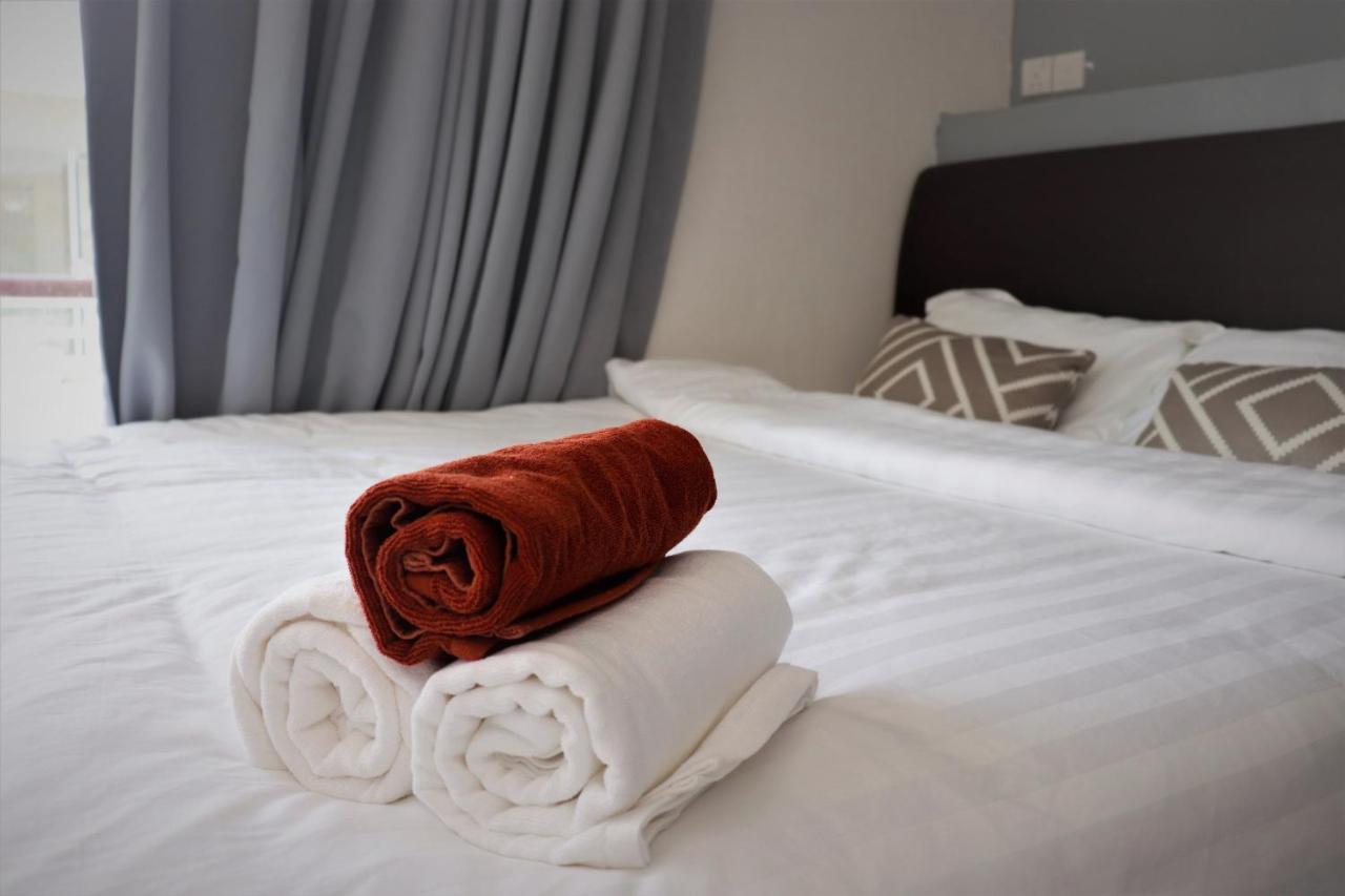 Halo Hotel Semporna Buitenkant foto