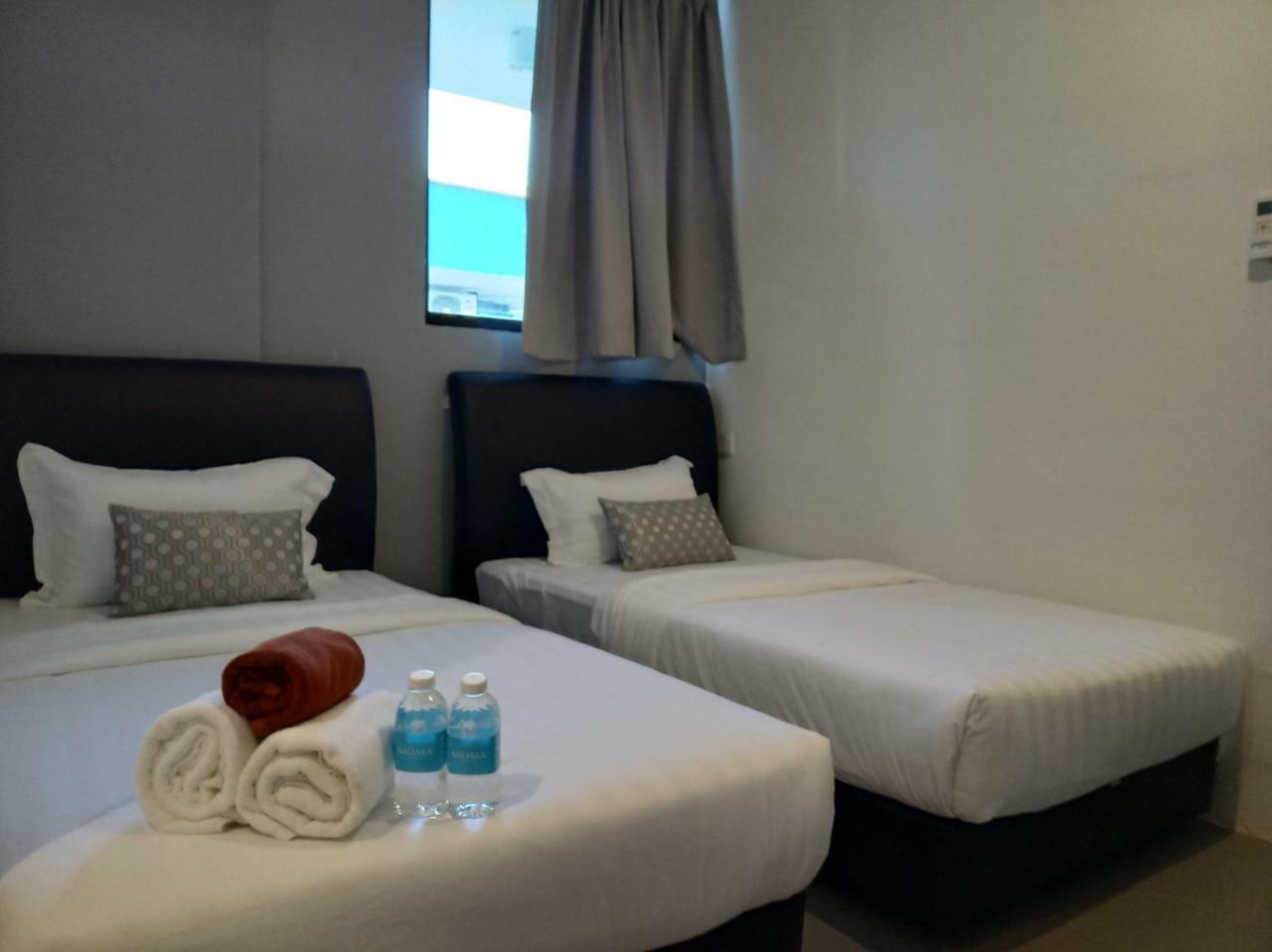 Halo Hotel Semporna Buitenkant foto